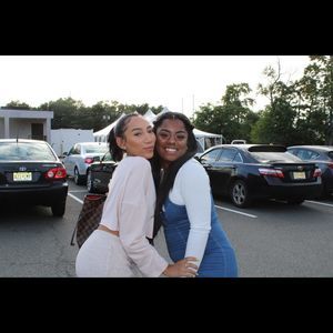 Meet your Posher, Kayla